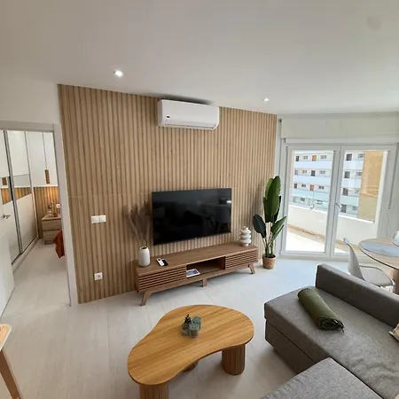 Ronda Iii Apartment *